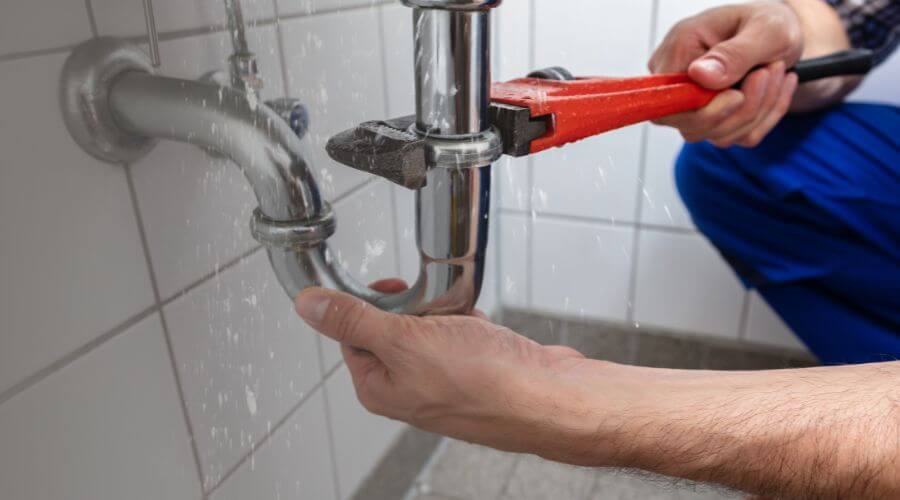 Professional emergency plumbing in Hope, ME